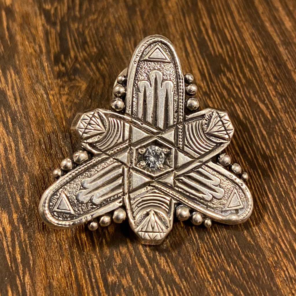 Atom Pin 2.0 Limited Edition of 100 - White Topaz Atom Pin 2.0 Limited Edition of 100 - White Topaz